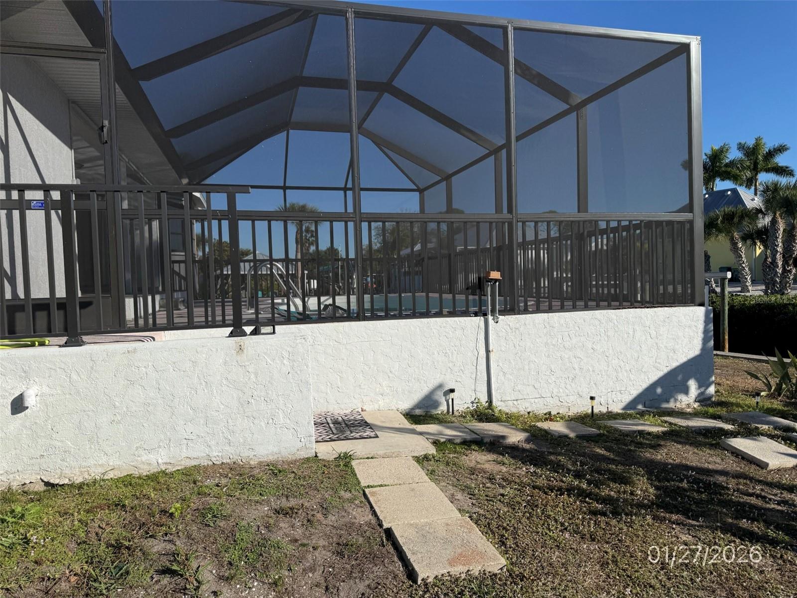 ROCKY CREEK GARDEN - Residential Lease