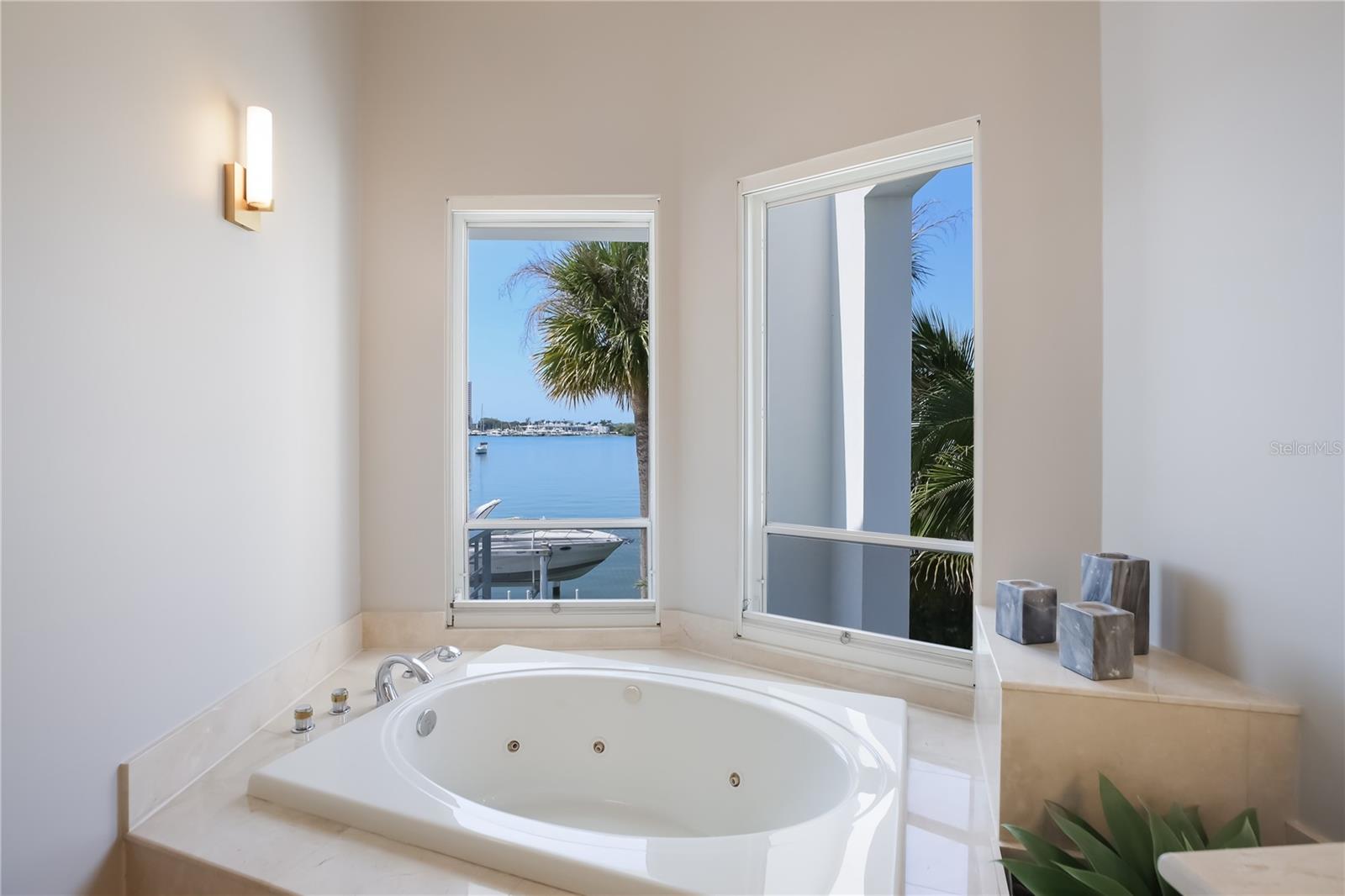 BIRD KEY SUB - Residential