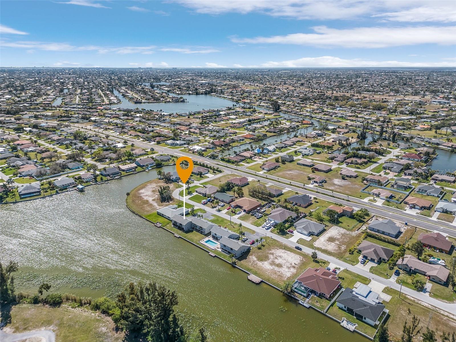LAKE EDGE ESTATES - Residential