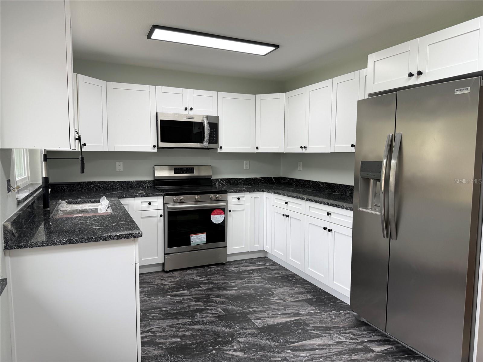 EAGLE CREST - Residential