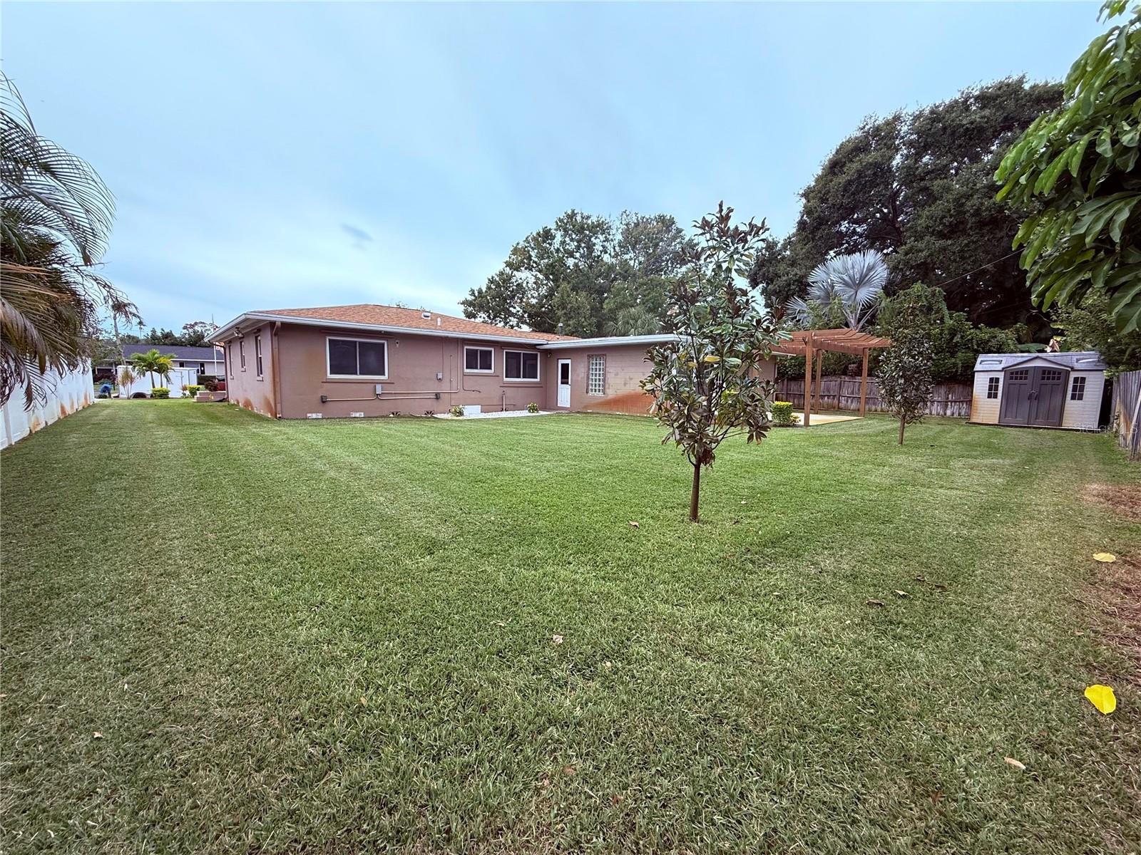 EAGLE CREST - Residential