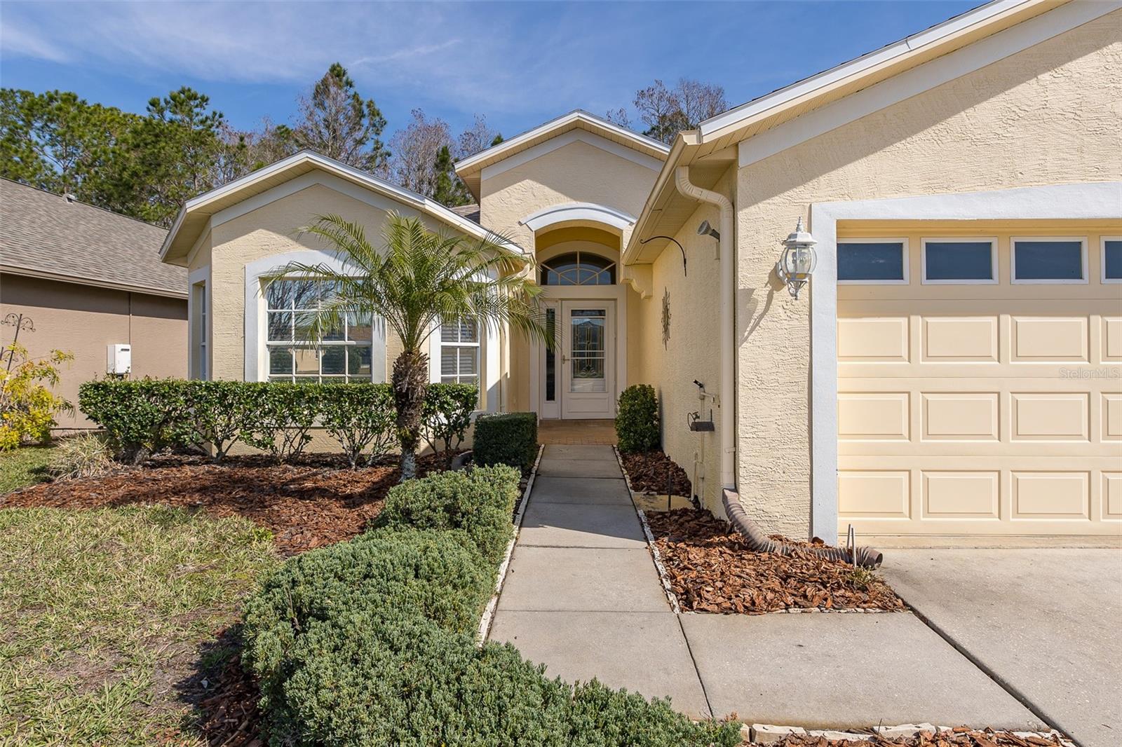 1153 DUSTAN PLACE