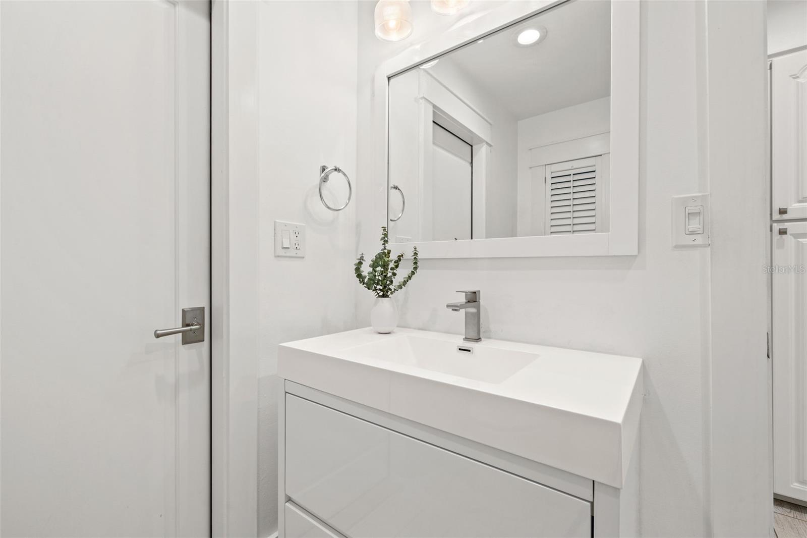 BELLEAIR ESTATES REV 3RD ADD - Residential