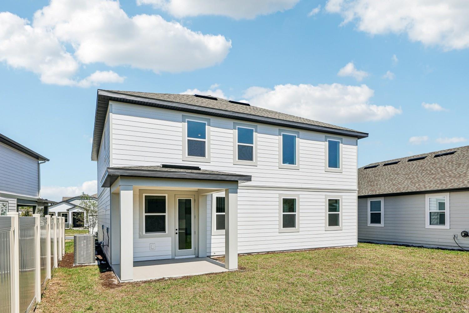 ELLINGTON PLACE - Residential