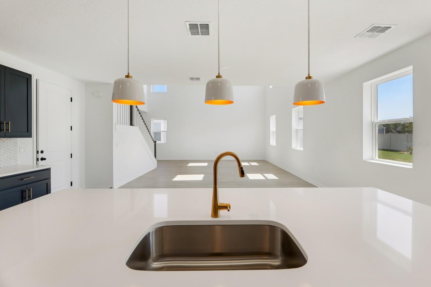 ELLINGTON PLACE - Residential