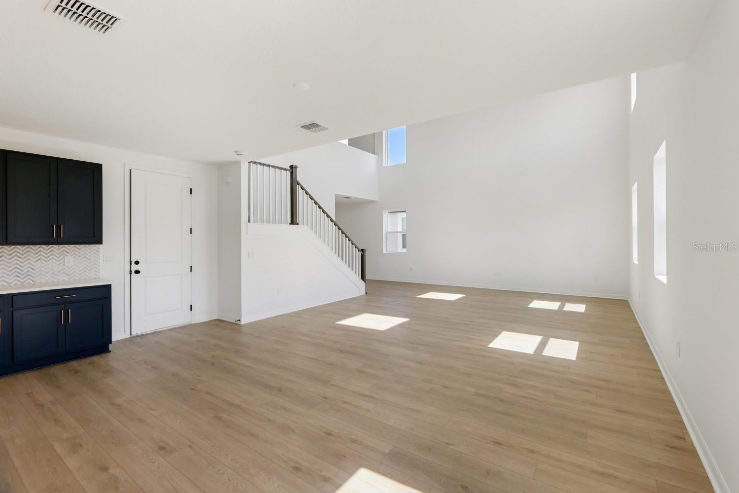 ELLINGTON PLACE - Residential