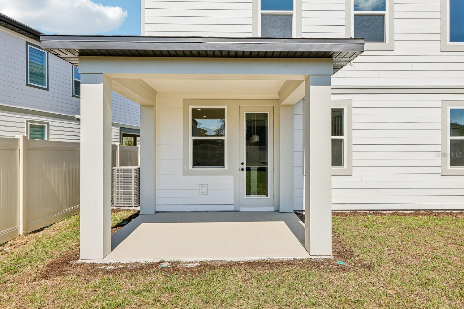 ELLINGTON PLACE - Residential