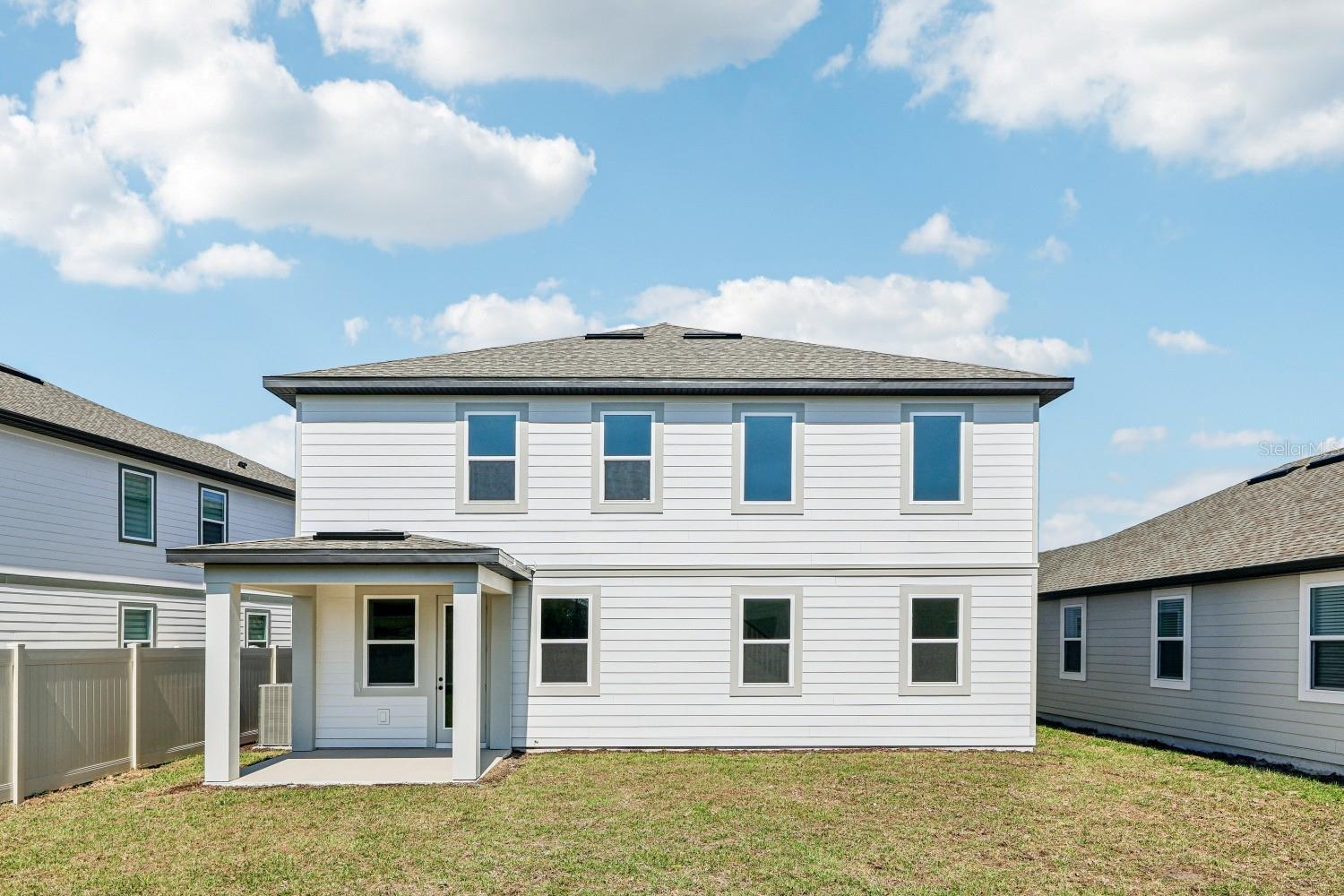 ELLINGTON PLACE - Residential