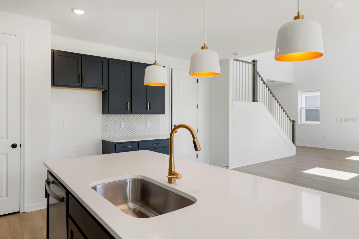 ELLINGTON PLACE - Residential