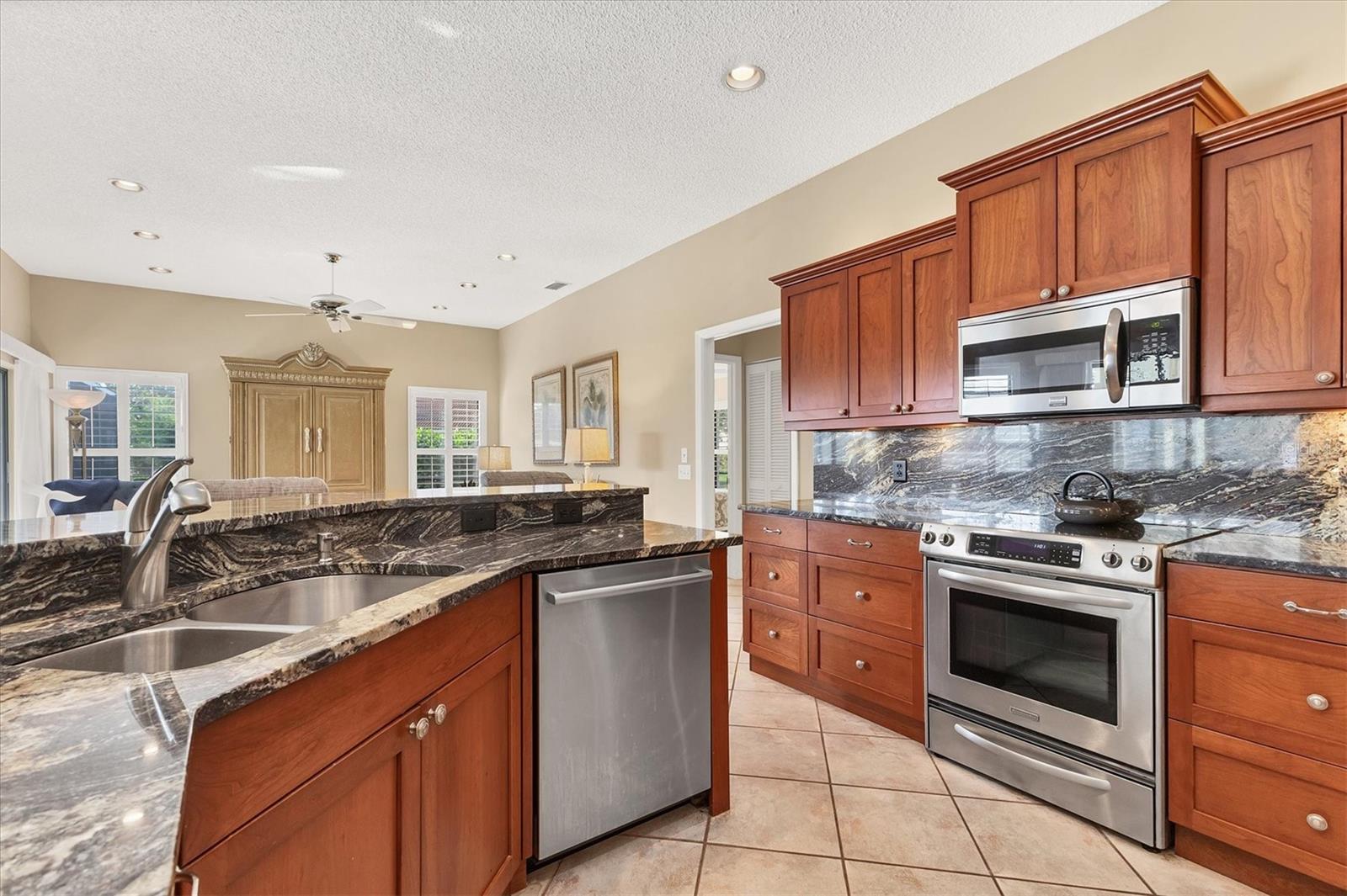 INLETS SEC 06 - Residential