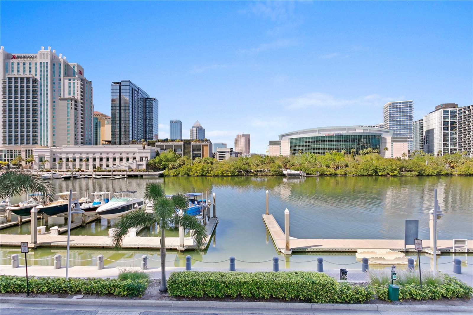 GRAND VIEW MARINA - Residential