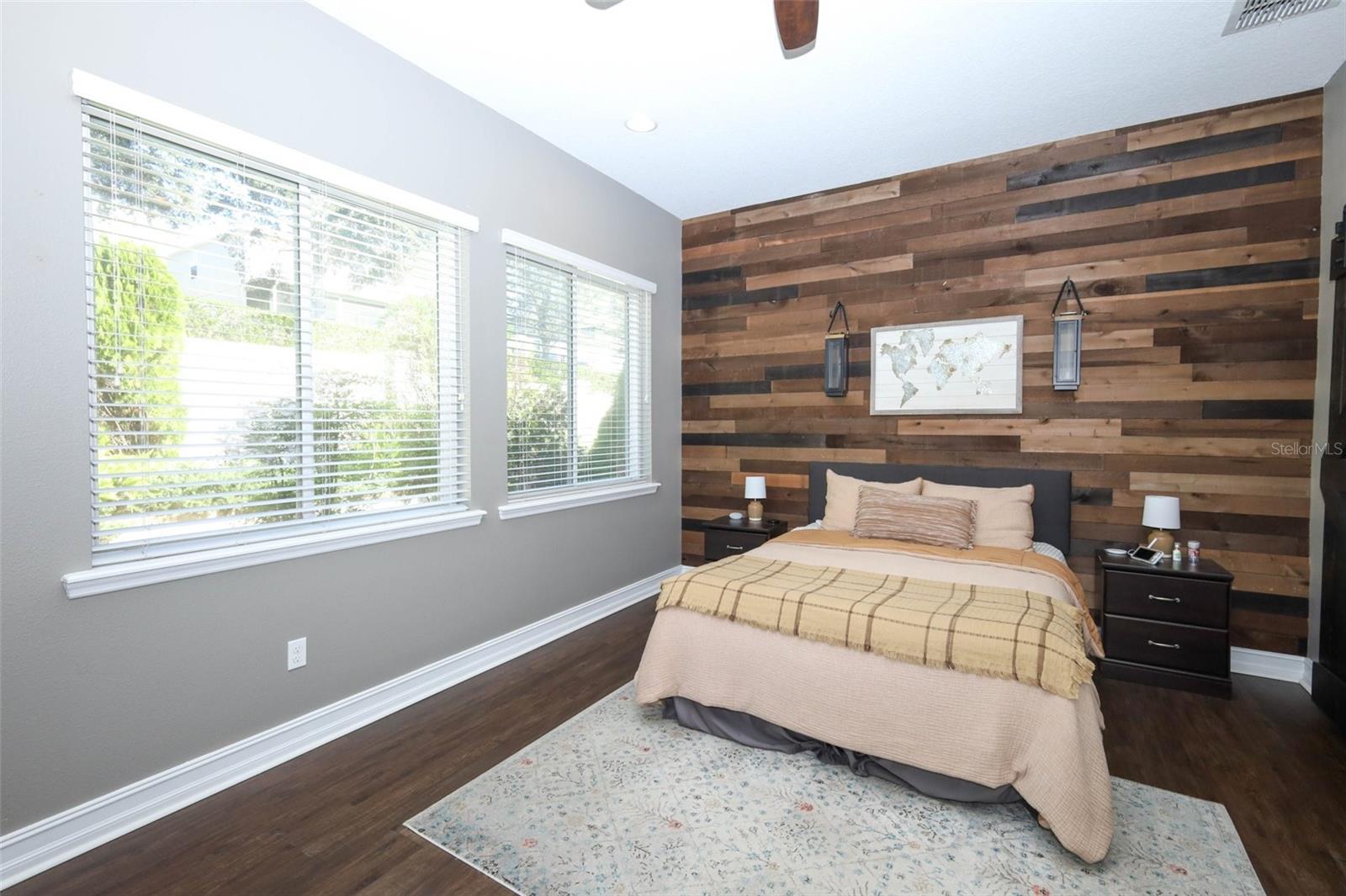 JOHNS LAKE LNDG PH 2 - Residential