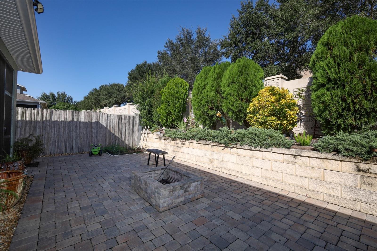 JOHNS LAKE LNDG PH 2 - Residential