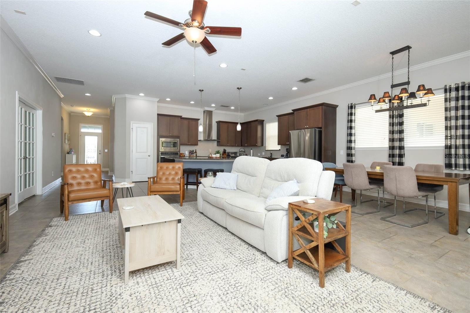 JOHNS LAKE LNDG PH 2 - Residential