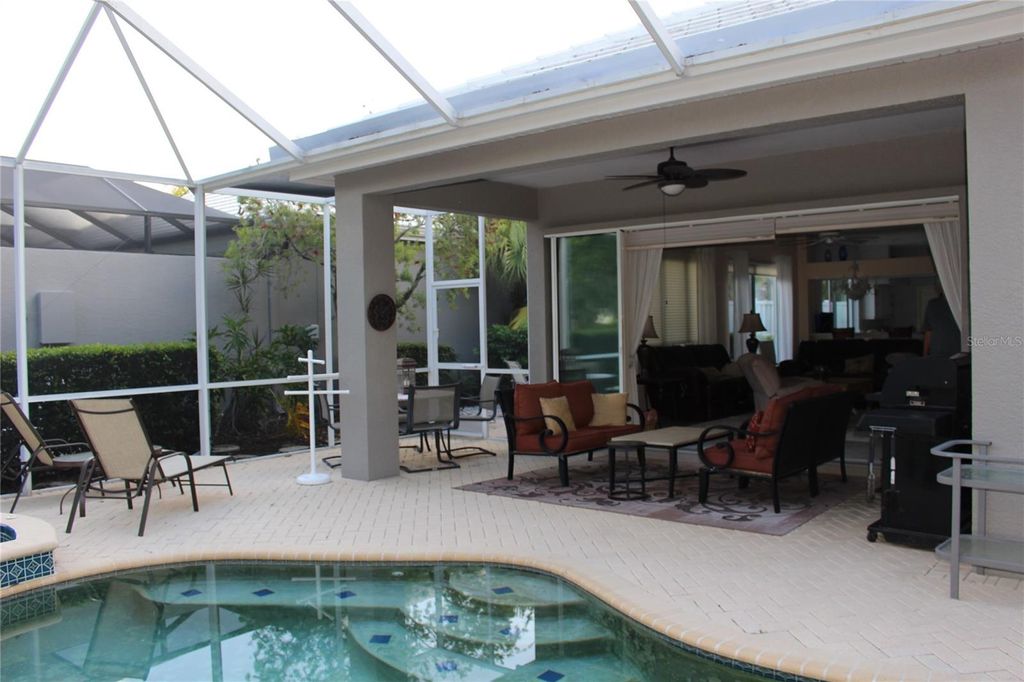 Photo of 5019 E 88th Street Street E #f-18, Bradenton, FL 34211 (MLS # O6396902)