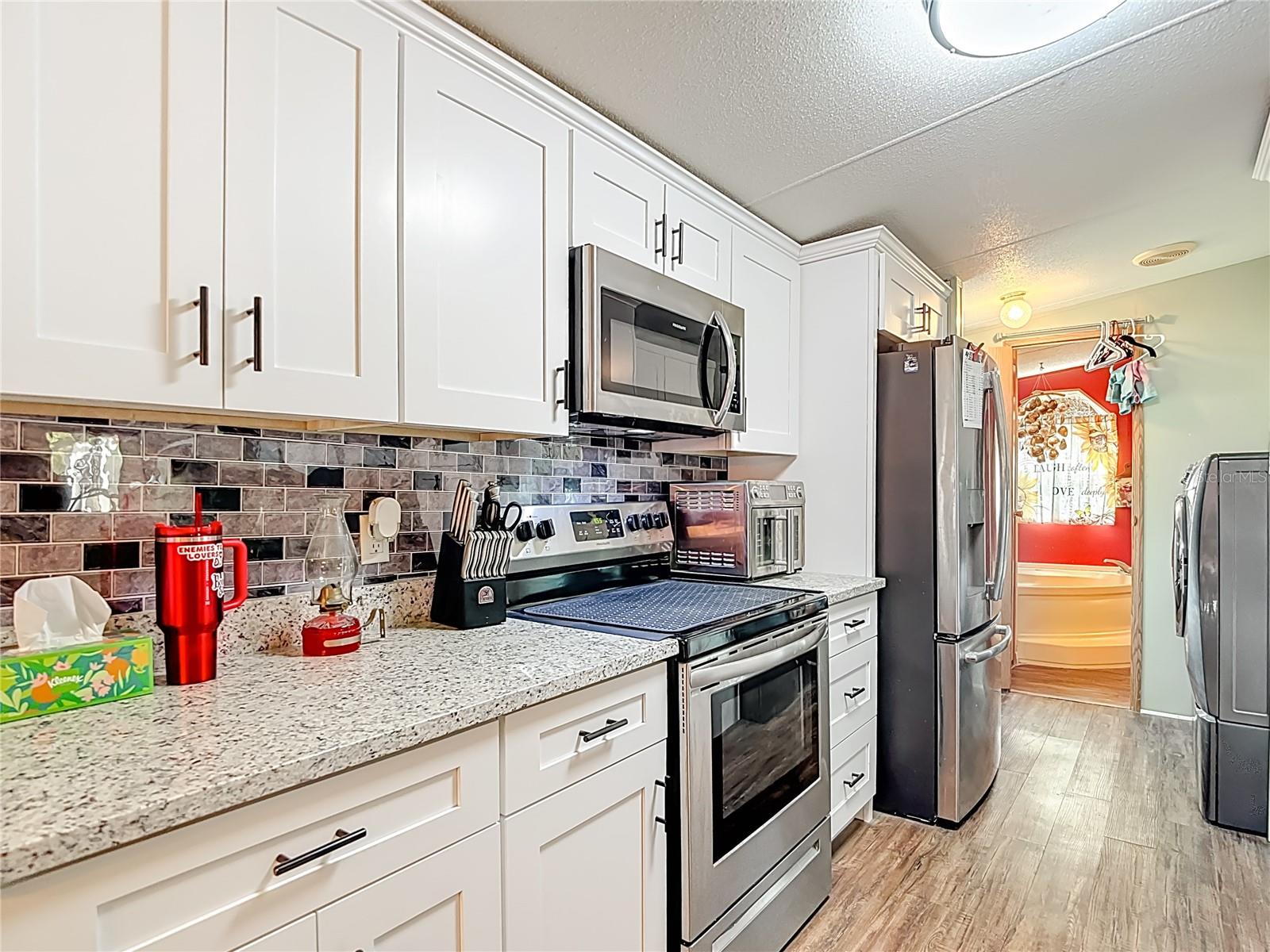 COLONY VILLAGE - Residential