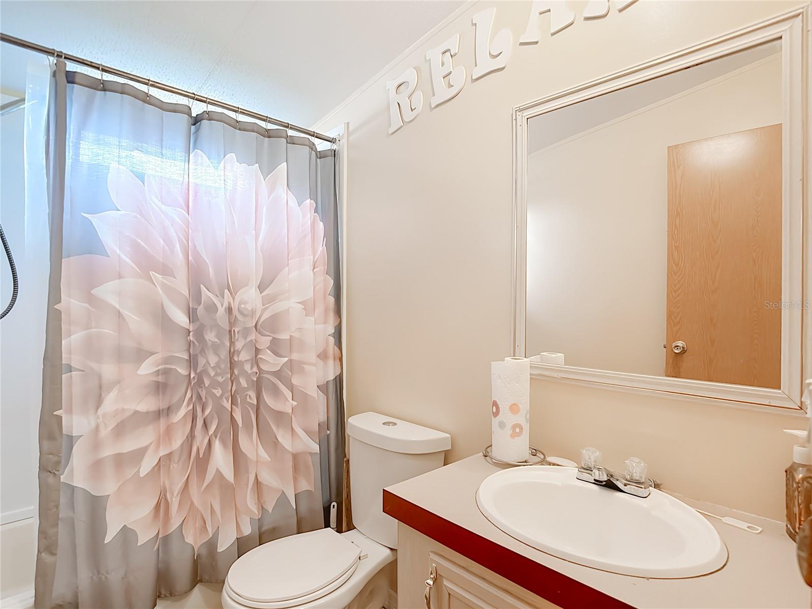 COLONY VILLAGE - Residential