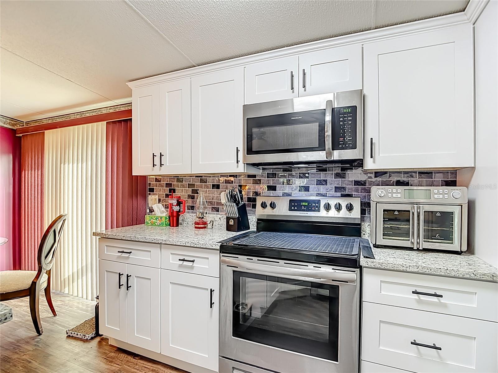 COLONY VILLAGE - Residential