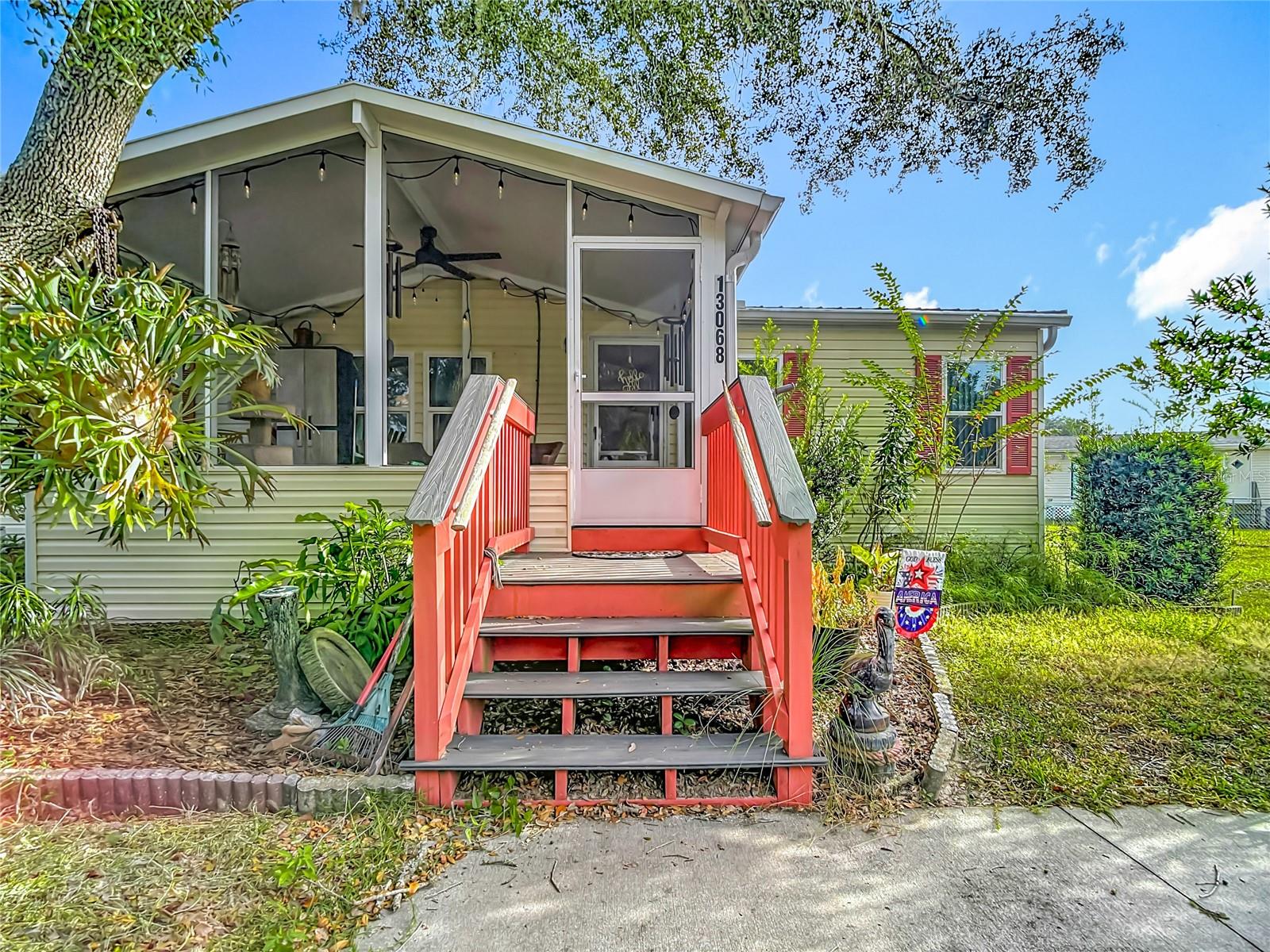 COLONY VILLAGE - Residential