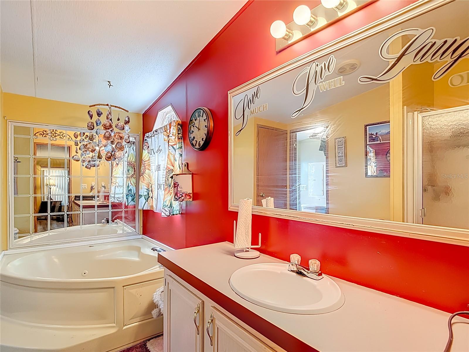 COLONY VILLAGE - Residential