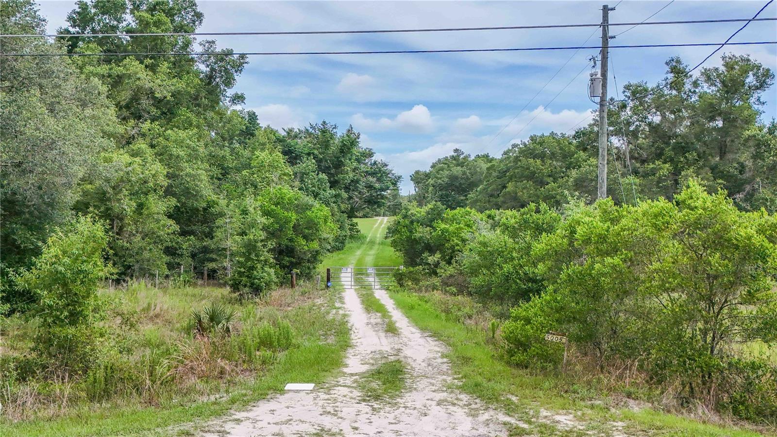 5501 CEMETERY ROAD