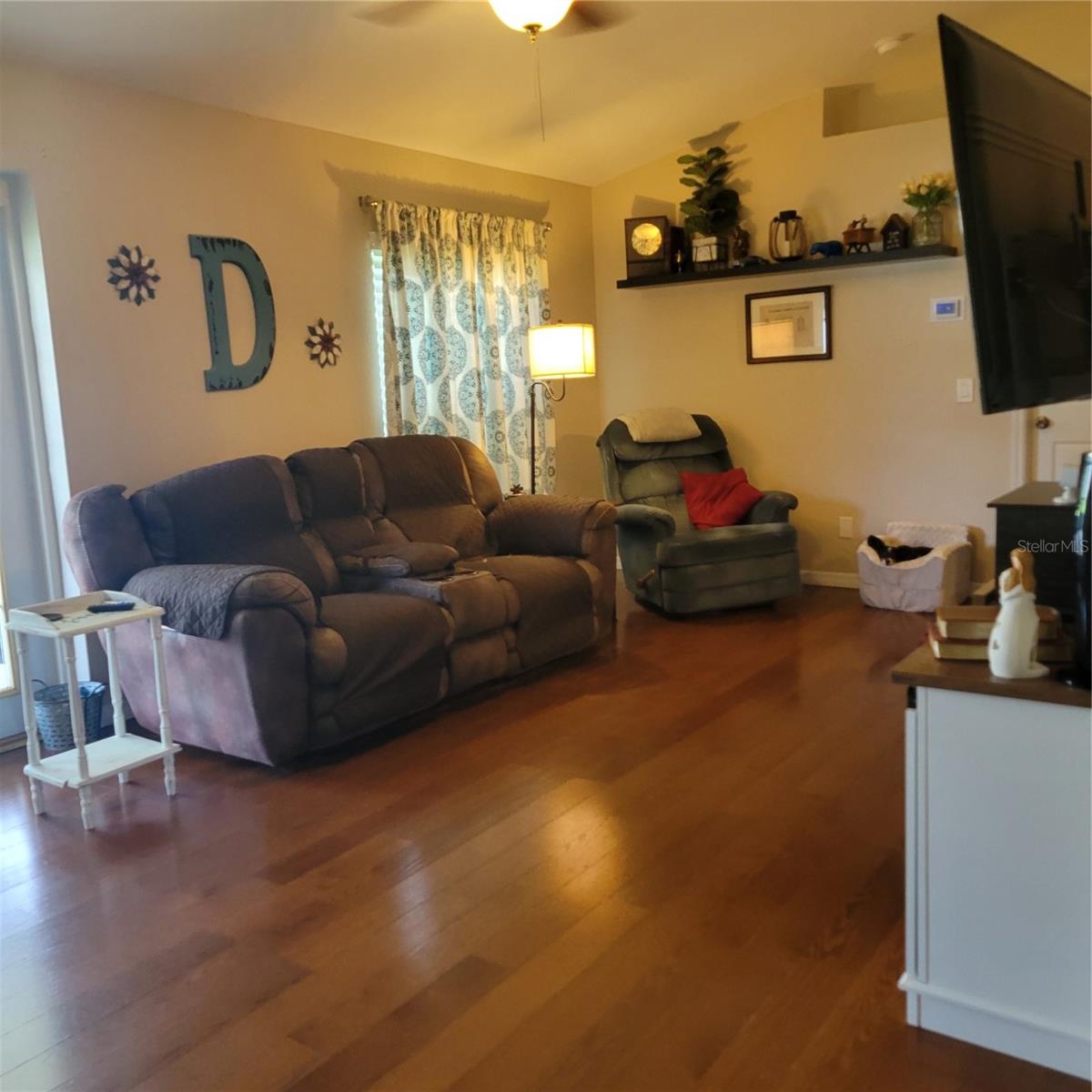 2514 TIMBERCREEK LOOP E