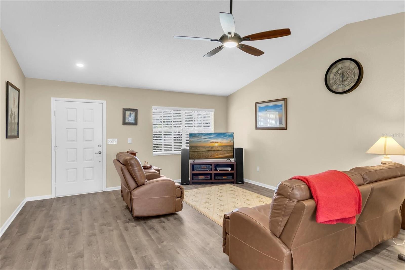 SPRING HILL - Residential