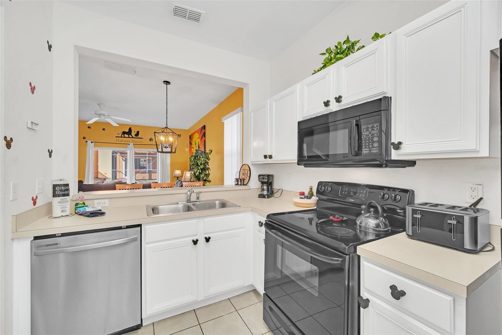 2720 BUSHMAN DRIVE