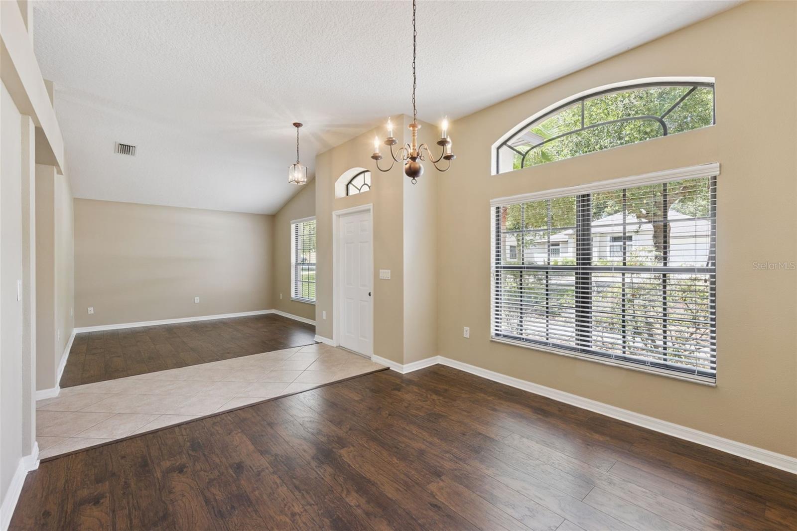 1106 NATURAL OAKS DRIVE