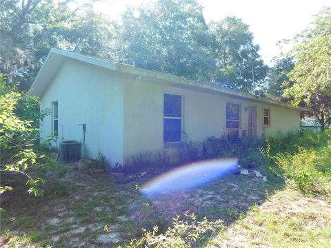 A home in DUNNELLON