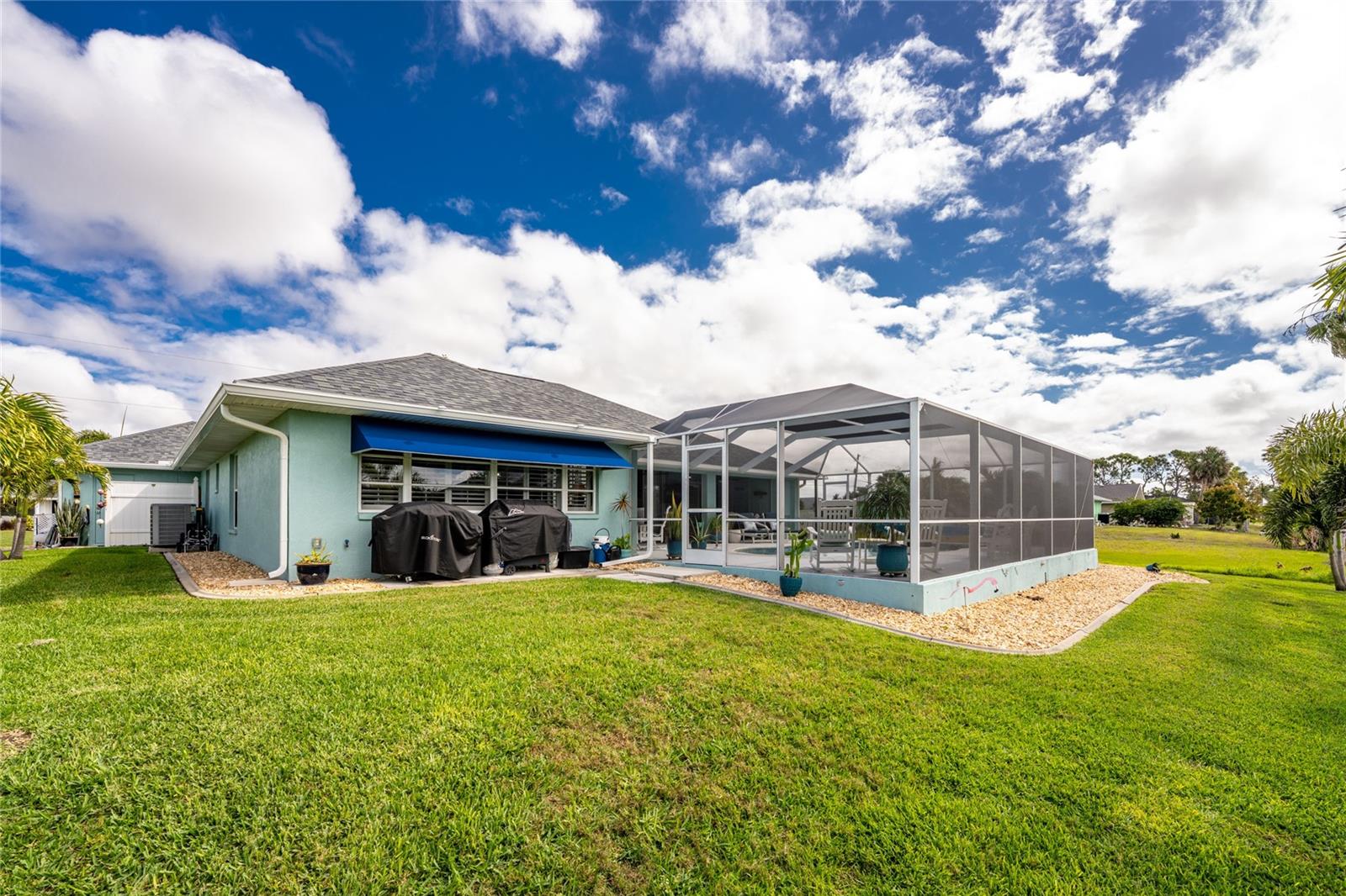 ROTONDA WEST PEBBLE BEACH - Residential