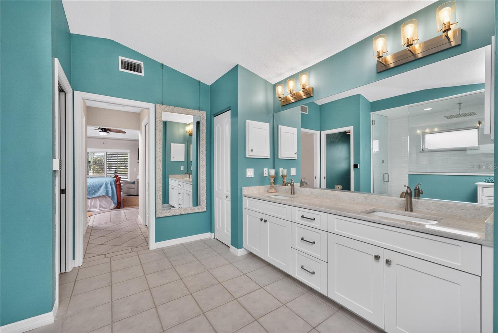 ROTONDA WEST PEBBLE BEACH - Residential