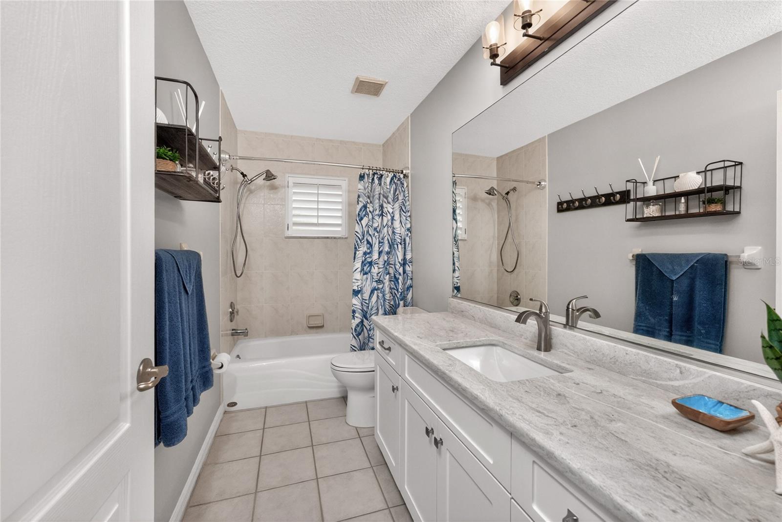 ROTONDA WEST PEBBLE BEACH - Residential