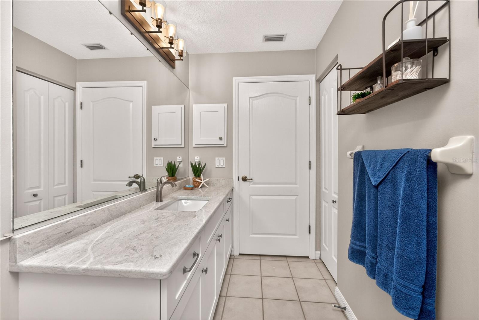 ROTONDA WEST PEBBLE BEACH - Residential