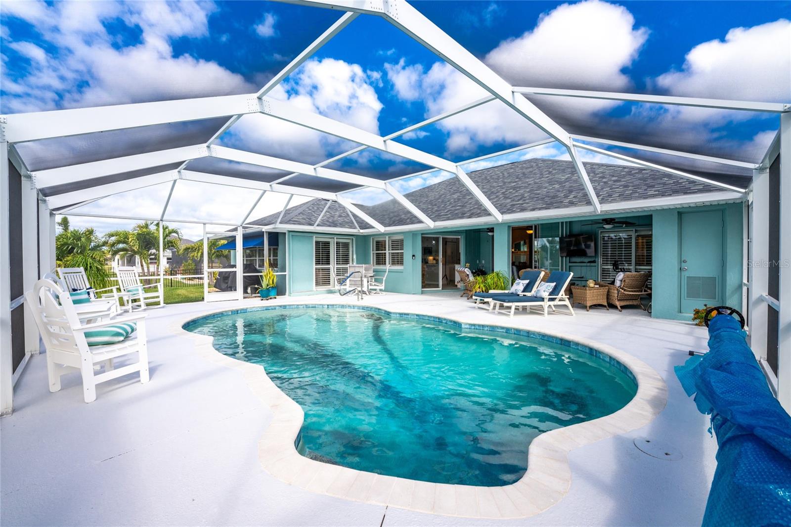 ROTONDA WEST PEBBLE BEACH - Residential