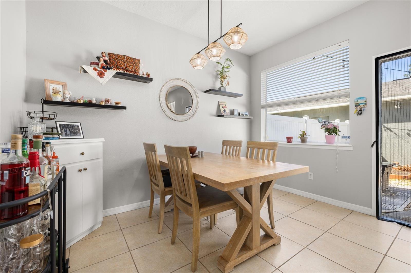 LAKES/WINDERMERE-LK REAMS TWHM - Residential