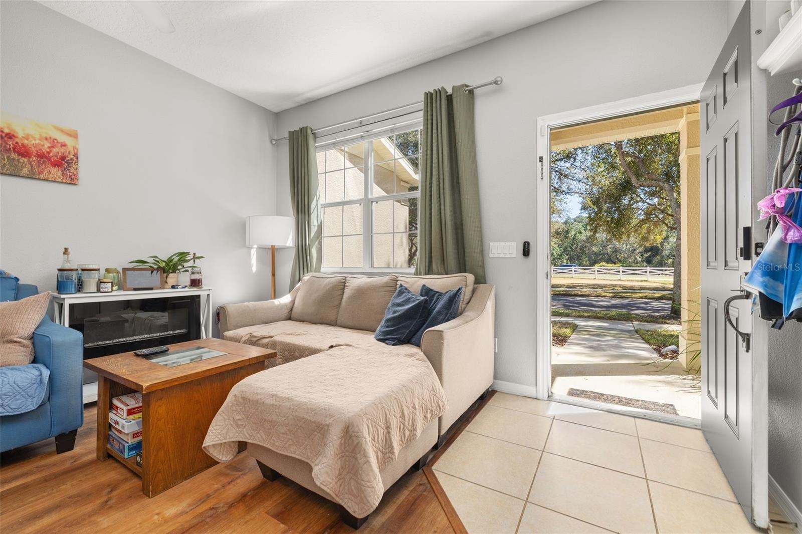 LAKES/WINDERMERE-LK REAMS TWHM - Residential