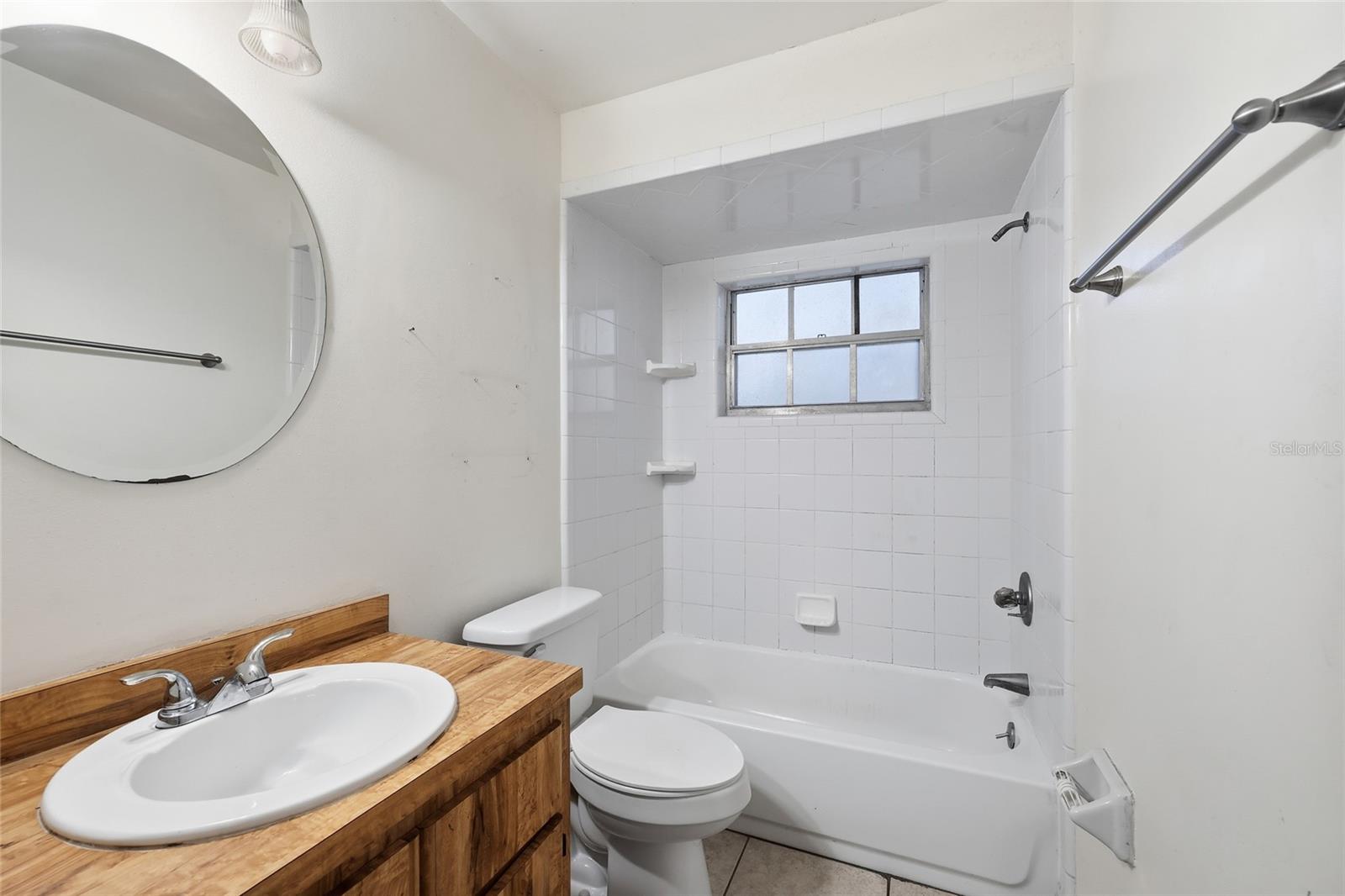 LAKE JOANNA HEIGHTS - Residential