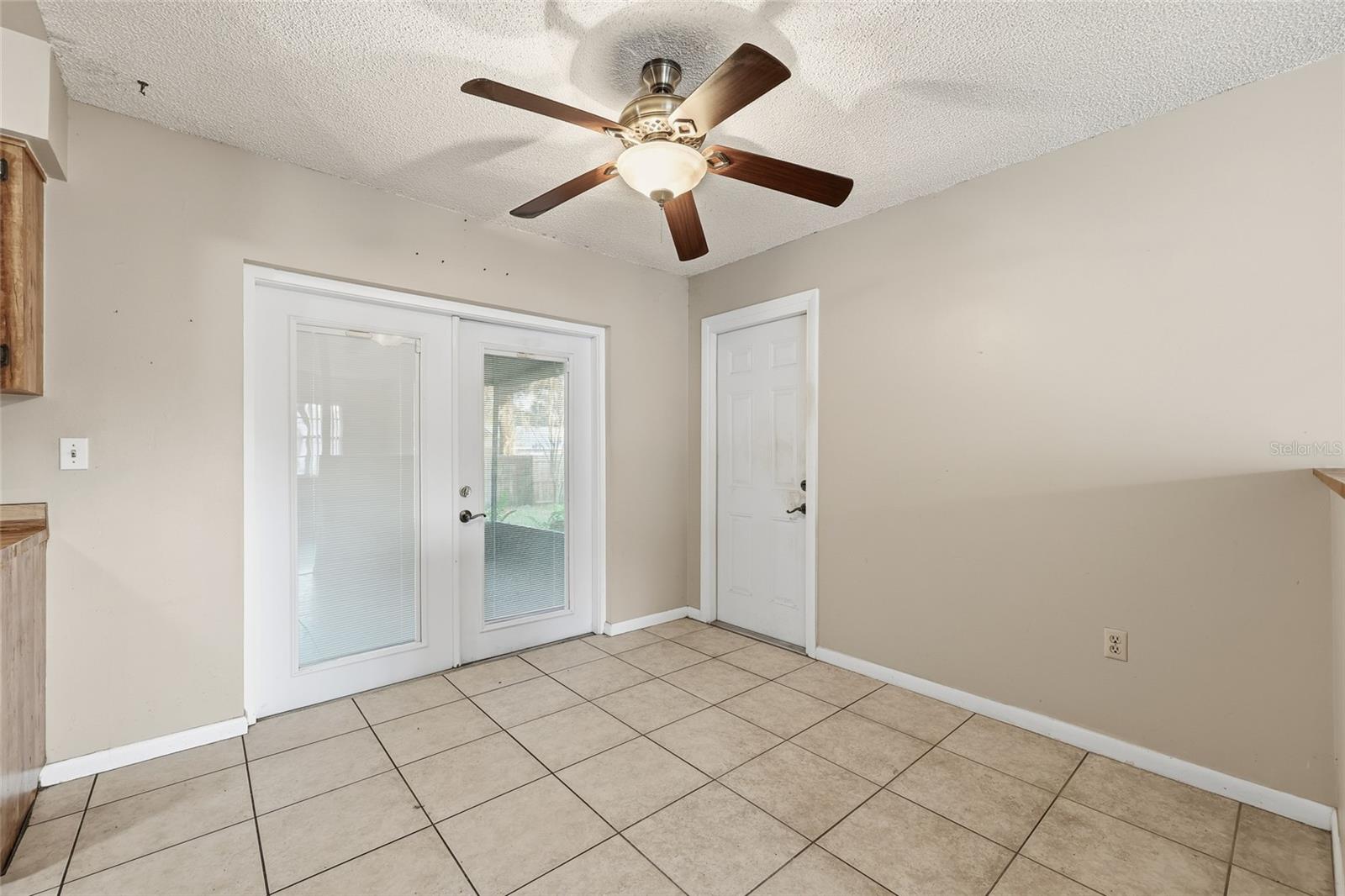 LAKE JOANNA HEIGHTS - Residential