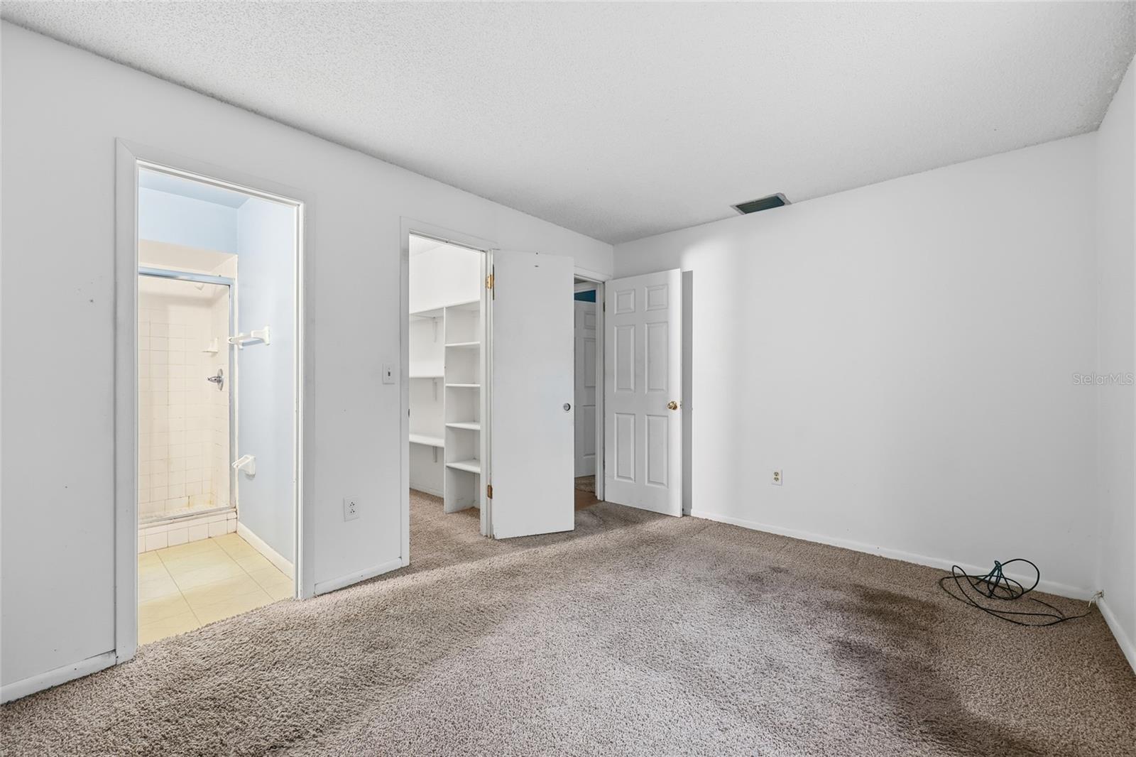 LAKE JOANNA HEIGHTS - Residential