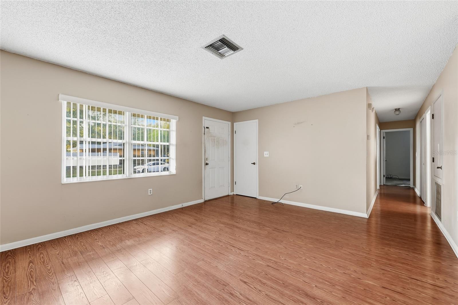 LAKE JOANNA HEIGHTS - Residential