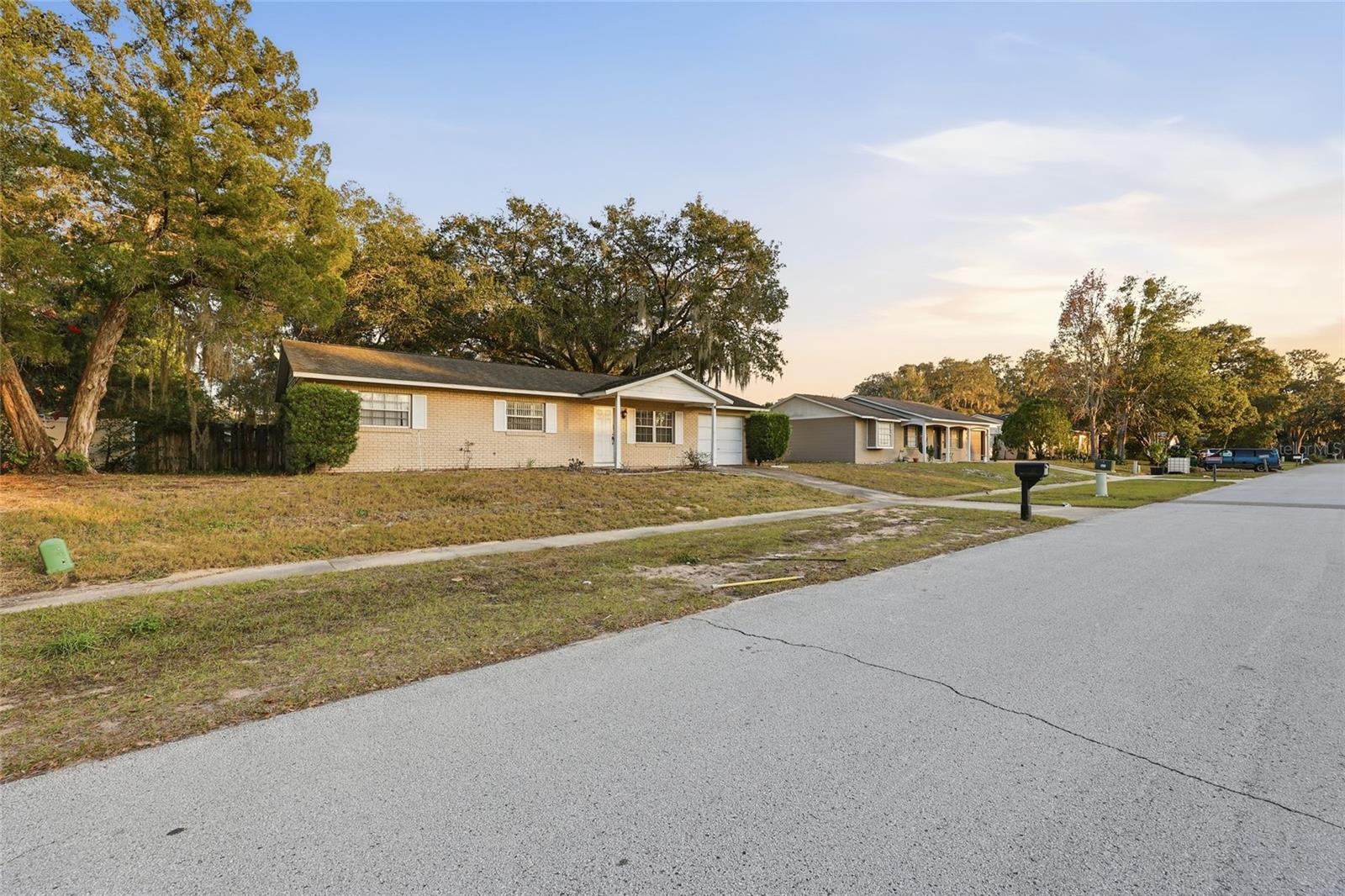 LAKE JOANNA HEIGHTS - Residential