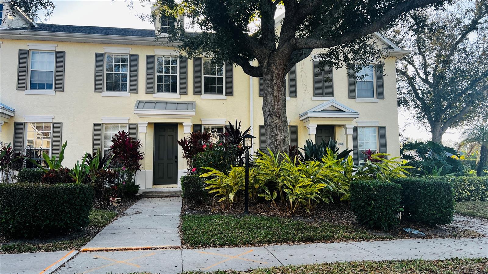 HARBORAGE ON BRADEN RIVER PH II - Residential