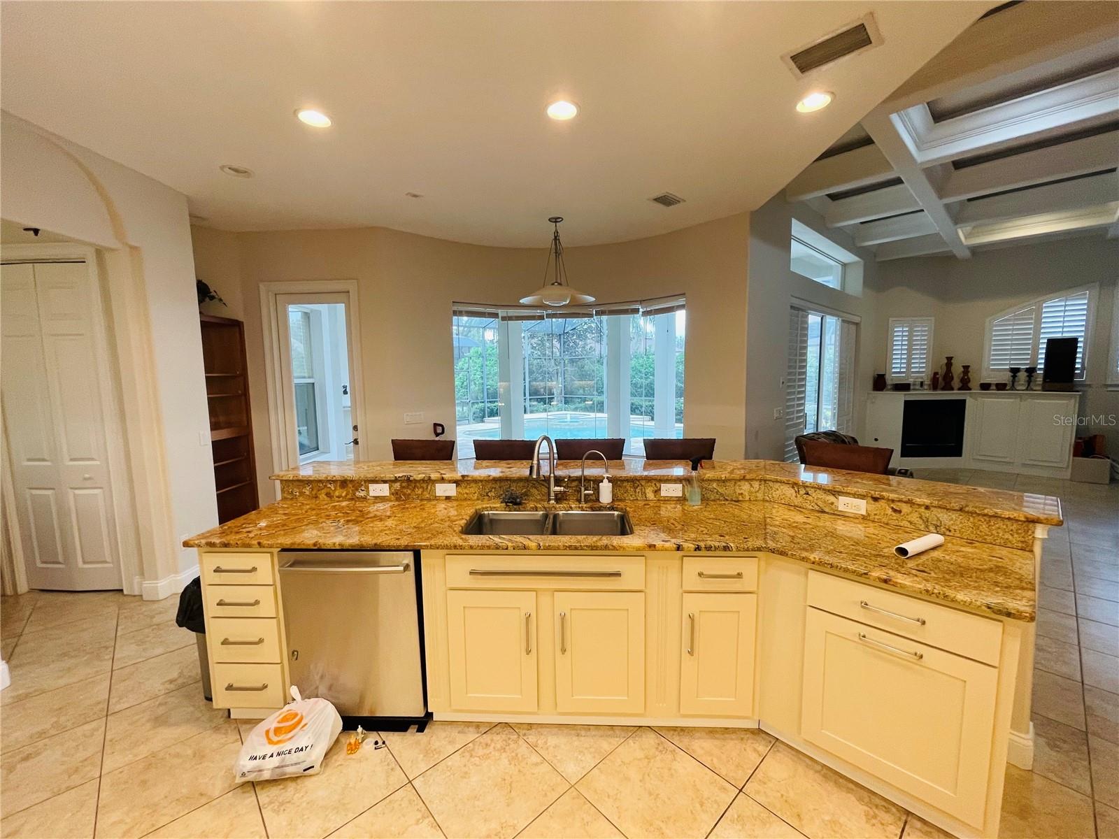 STONEHURST - Residential Lease