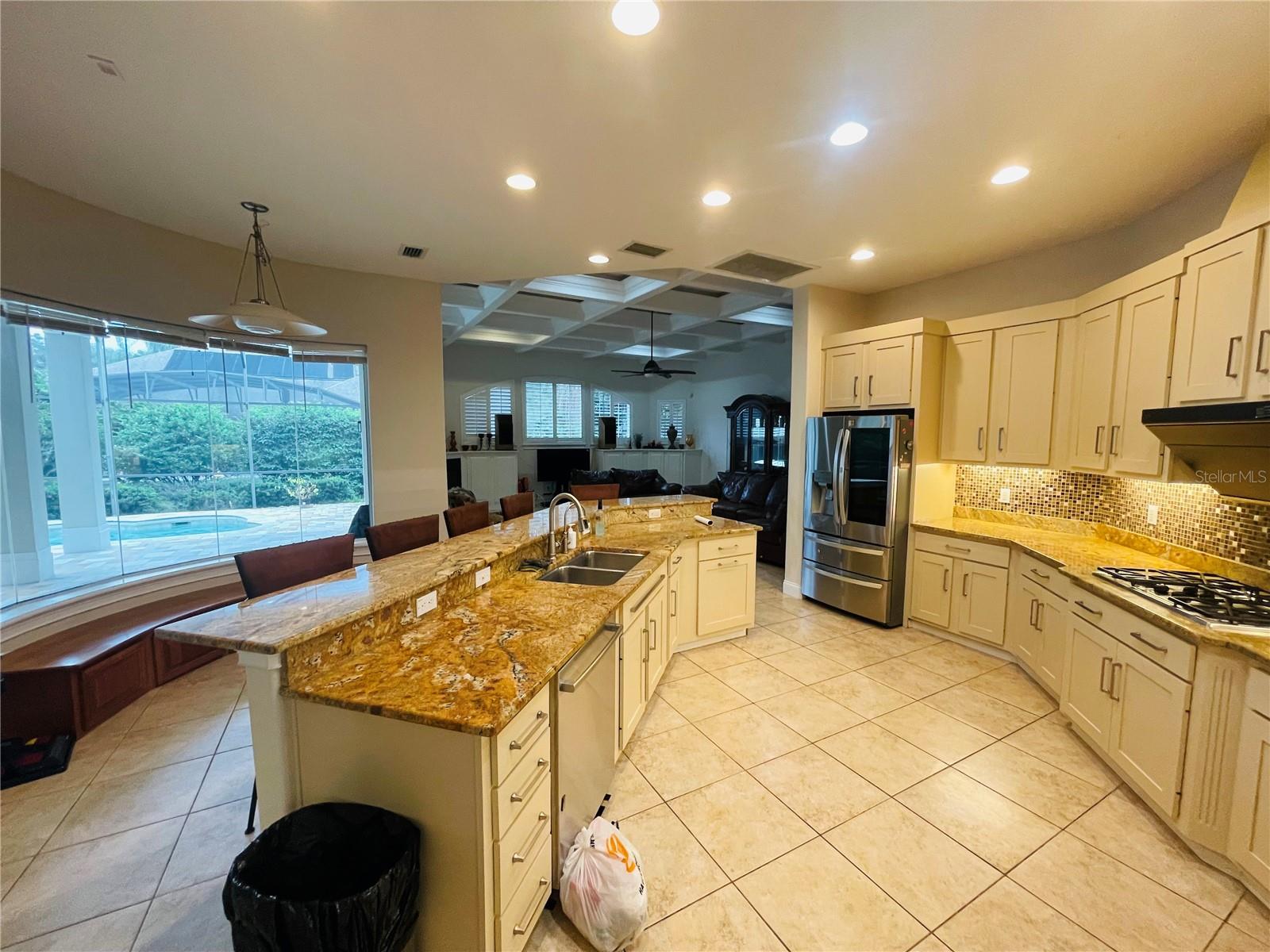 STONEHURST - Residential Lease