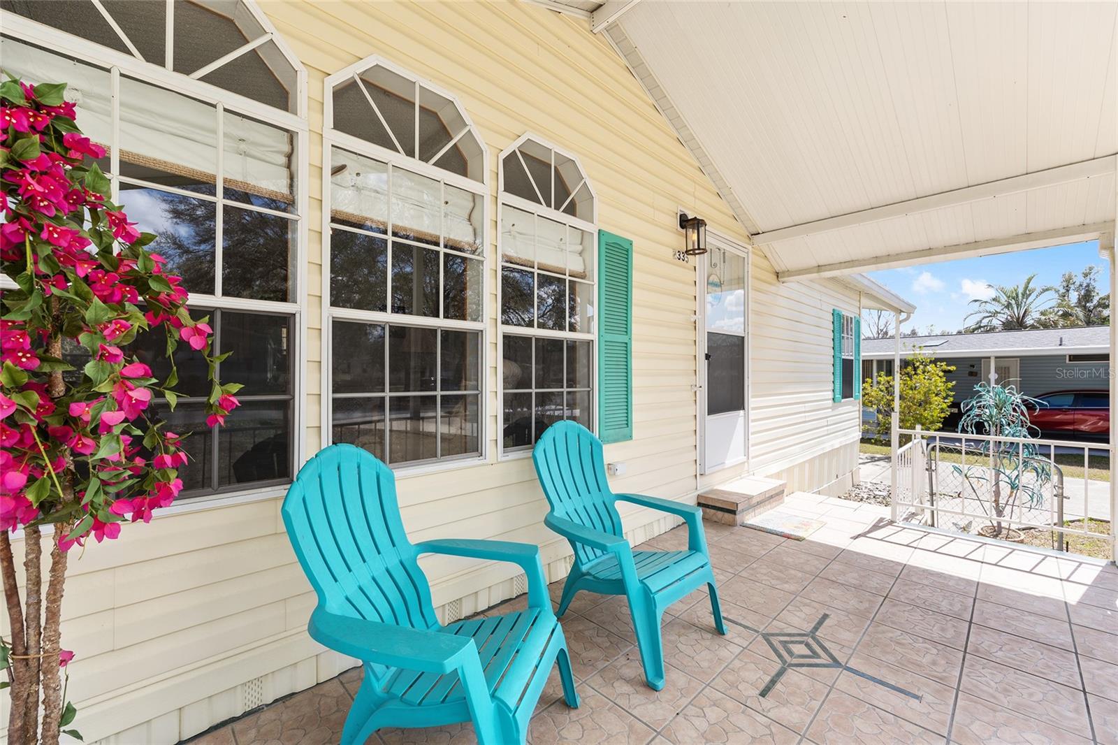 LAS BRISAS - Residential