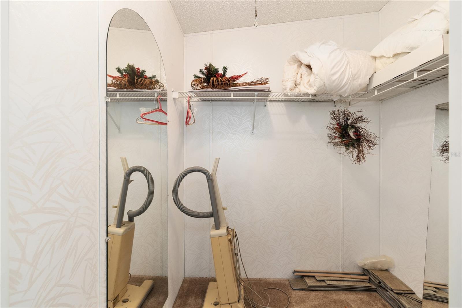 LAS BRISAS - Residential