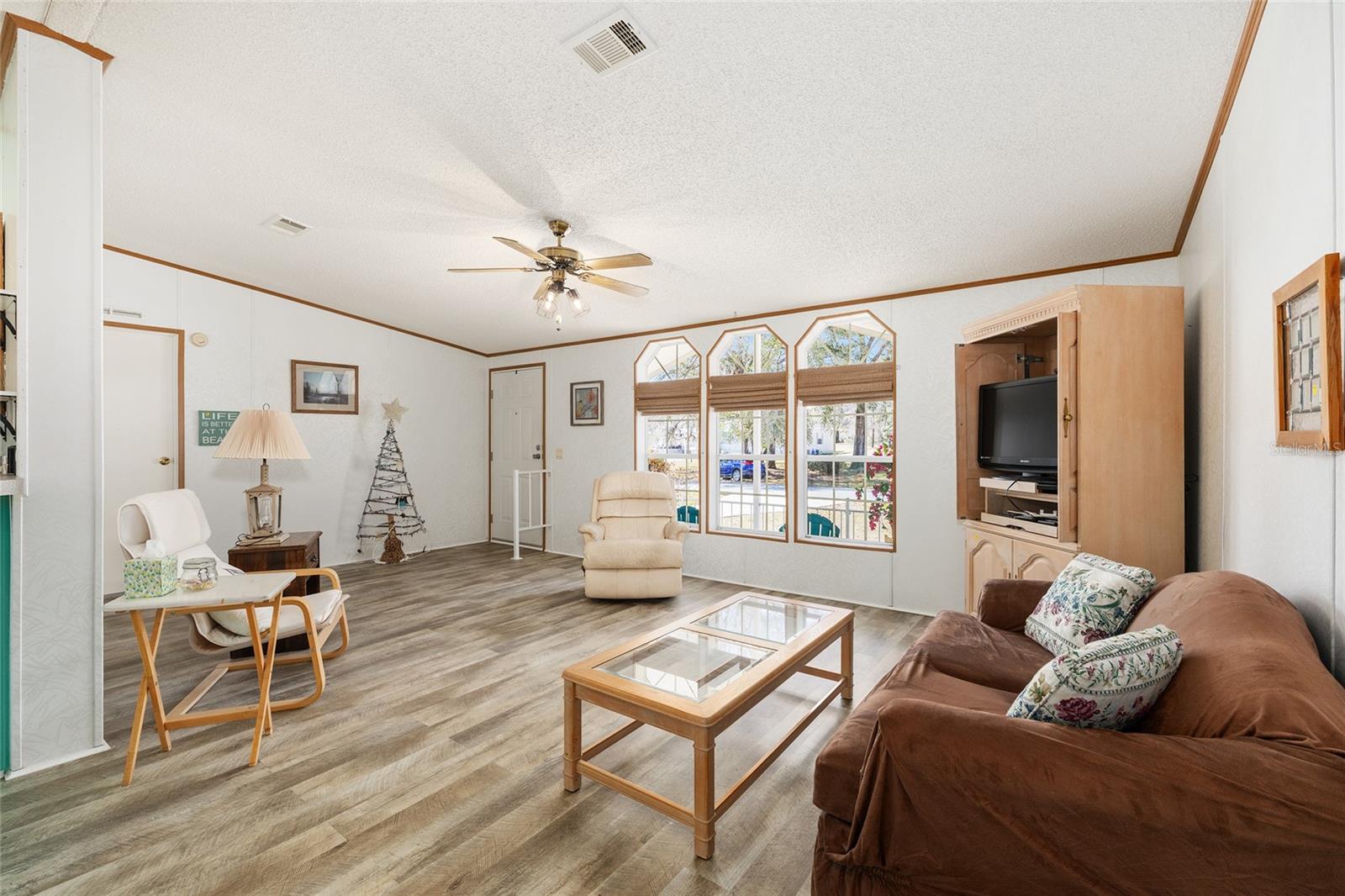 LAS BRISAS - Residential