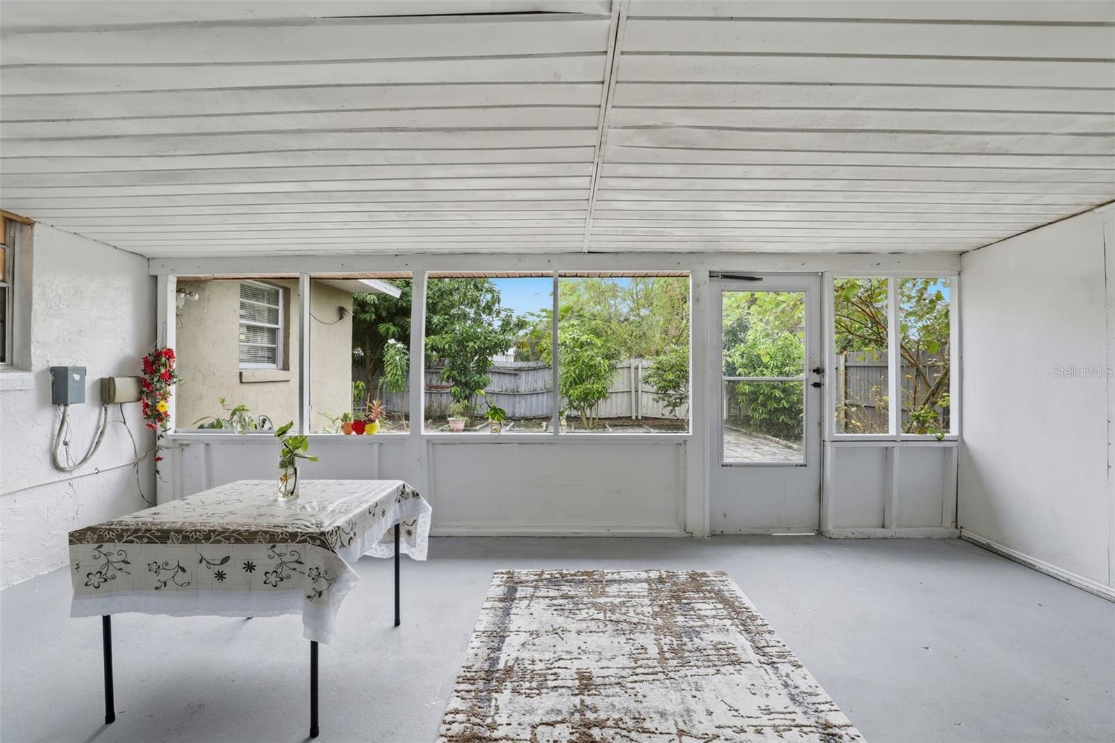 ARCADIA ACRES SEC 01 - Residential