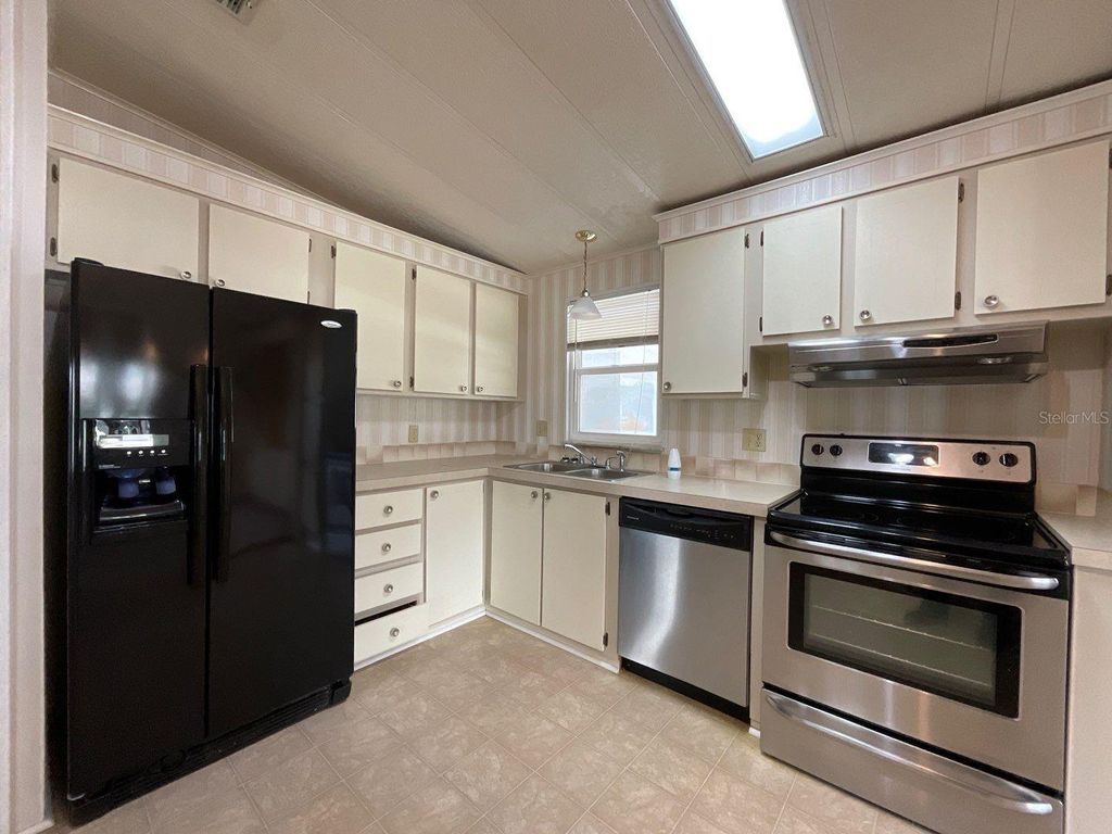 Photo of 3208 Pebble Bend Drive, Lakeland, FL 33810 (MLS # O6374496)